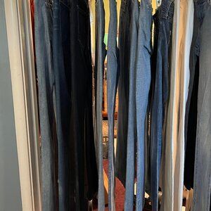13 Pairs of J Crew Jeans Sz 25, 26